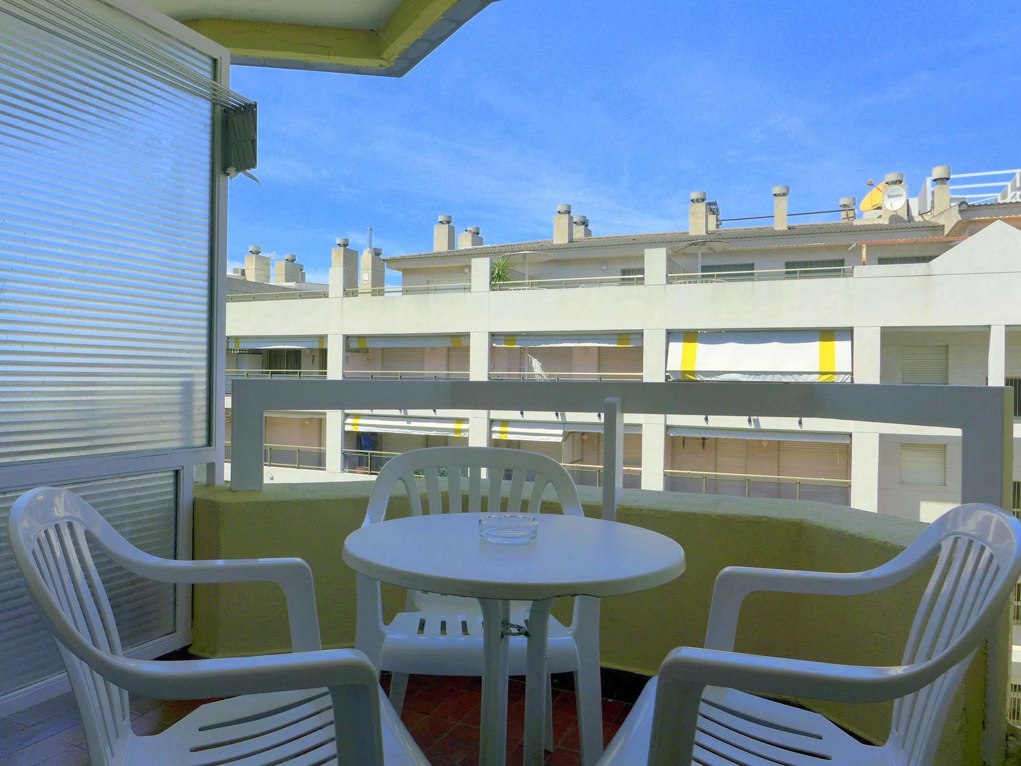 Apartamentos Alboran-Arysal 萨洛 外观 照片