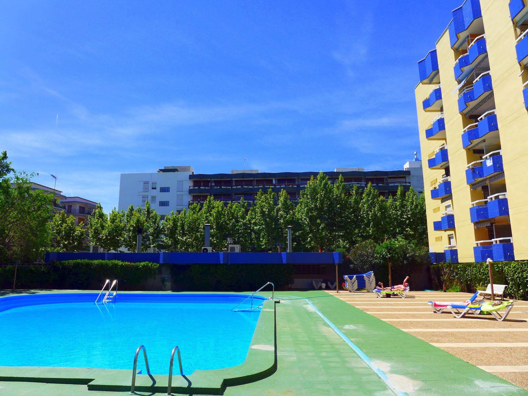 Apartamentos Alboran-Arysal 萨洛 外观 照片